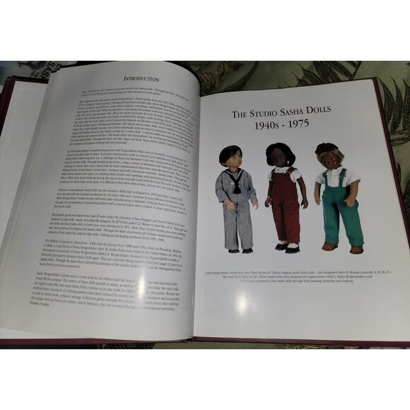 Sasha Dolls Through The Years by Dorisanne Osborne - rare collectible book - Picture 5 of 11